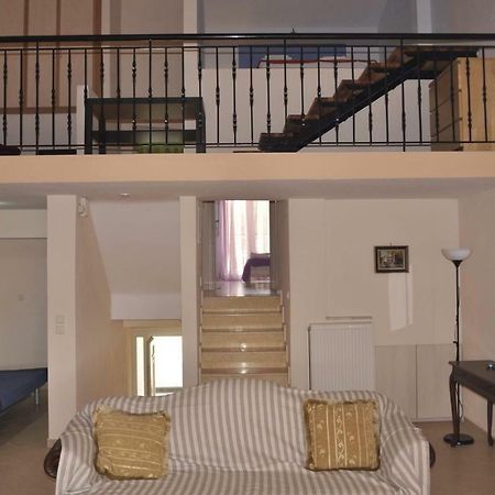 Feel Free Villa Palaiontsiflikion Exterior photo